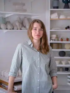 Workshop an Pfingsten Potsfink Workshop Helene Morbu Portrait Didier Gouvard 225x300